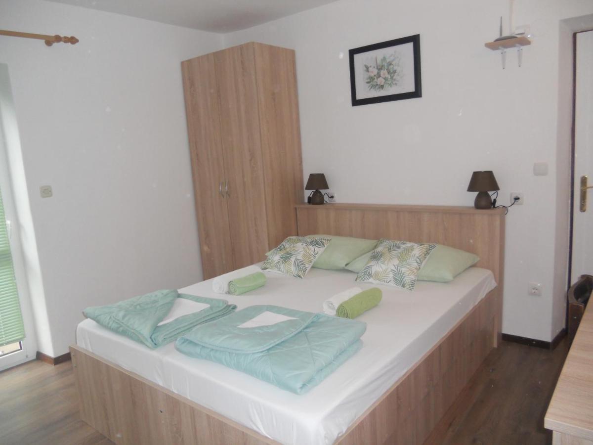 Apartment Supetarska Draga - Donja 5030A Kültér fotó