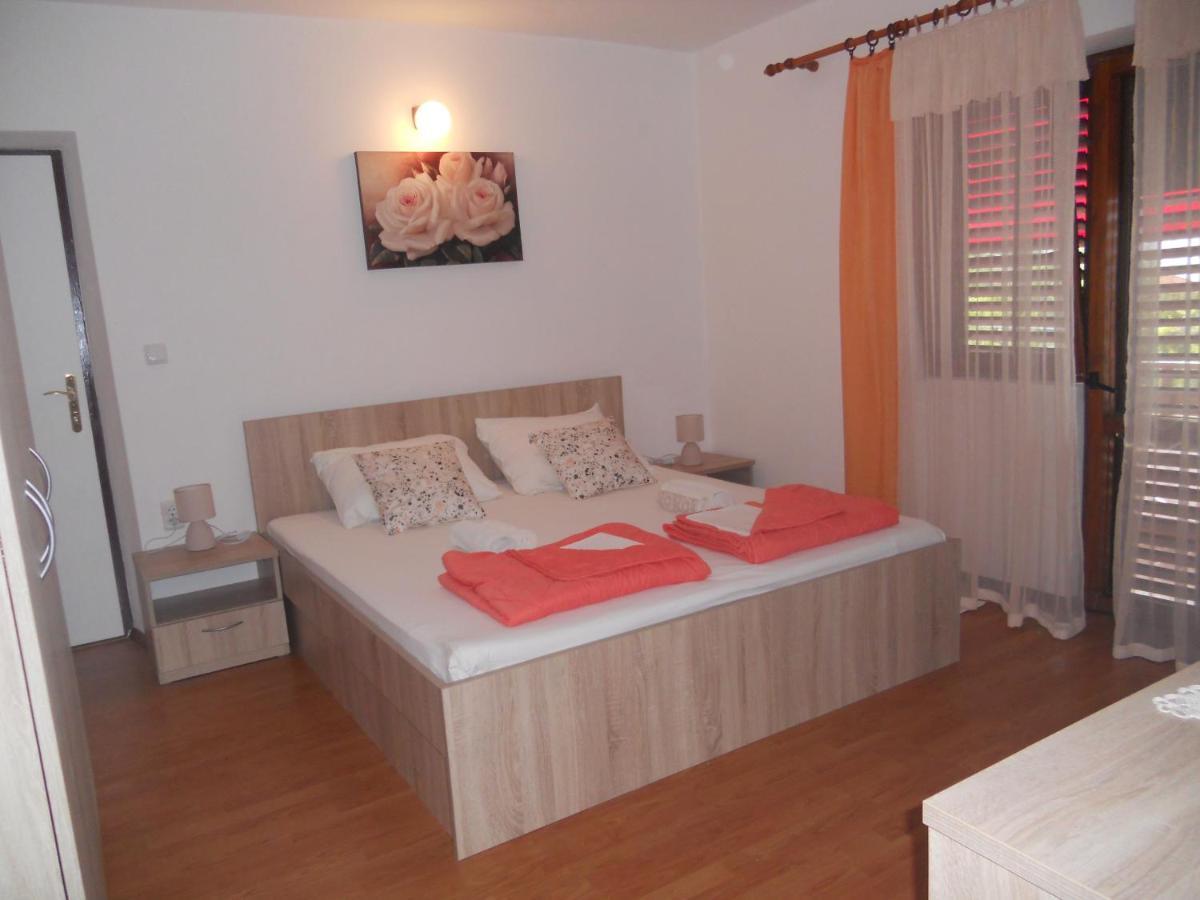 Apartment Supetarska Draga - Donja 5030A Kültér fotó