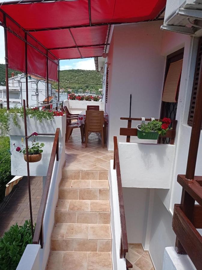 Apartment Supetarska Draga - Donja 5030A Kültér fotó