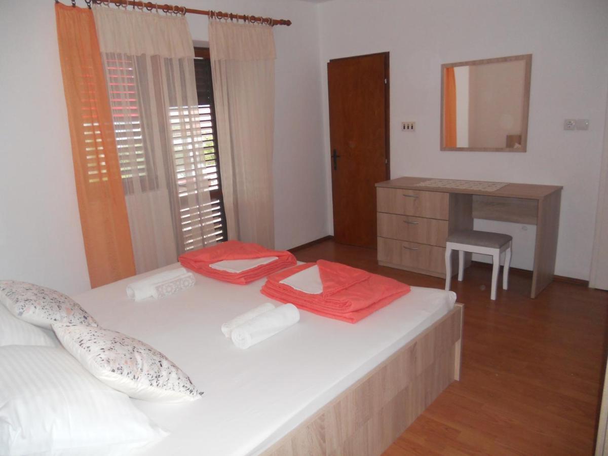 Apartment Supetarska Draga - Donja 5030A Kültér fotó